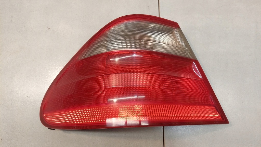 фото №5, Лампа левый задняя mercedes clk c208 2.3