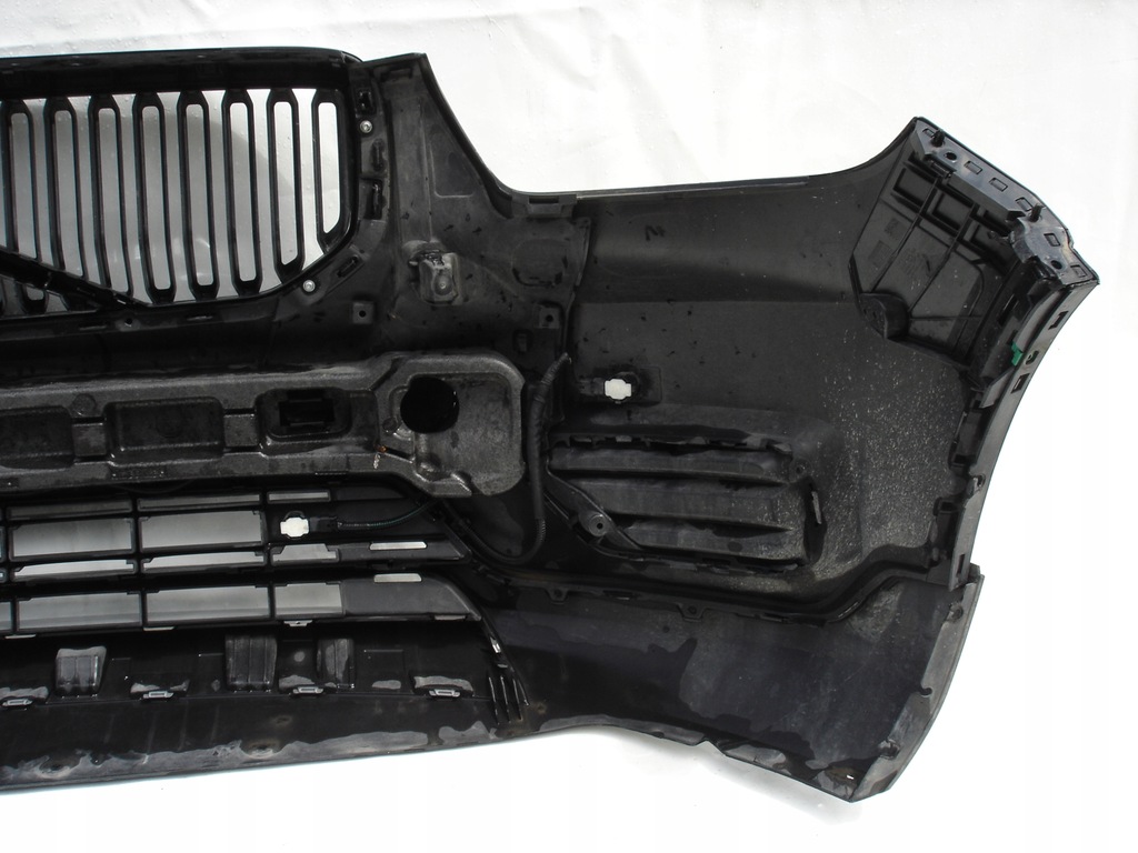 фото №8, Volvo xc40 бампер передній 4xpdc