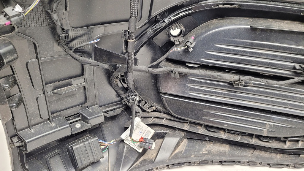 фото №13, Mercedes eqs w297 бампер перед передній oryg