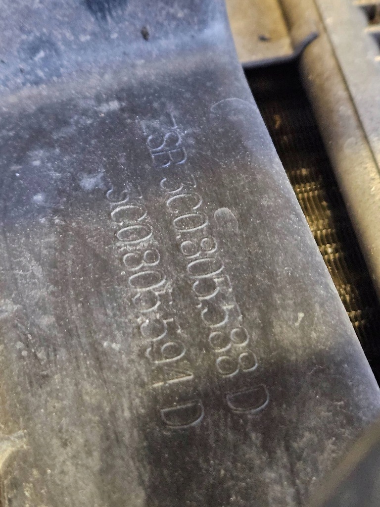 фото №11, Volkswagen passat b6 2007 радіатор / комплект