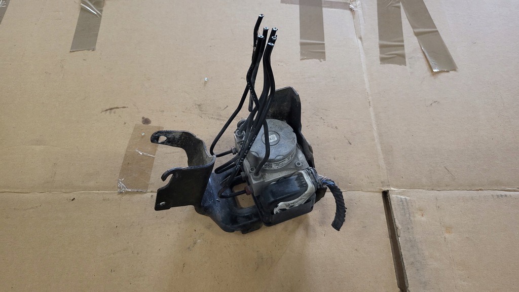 фото №1, Насос abs peugeot c3 ii ds3 9802460680