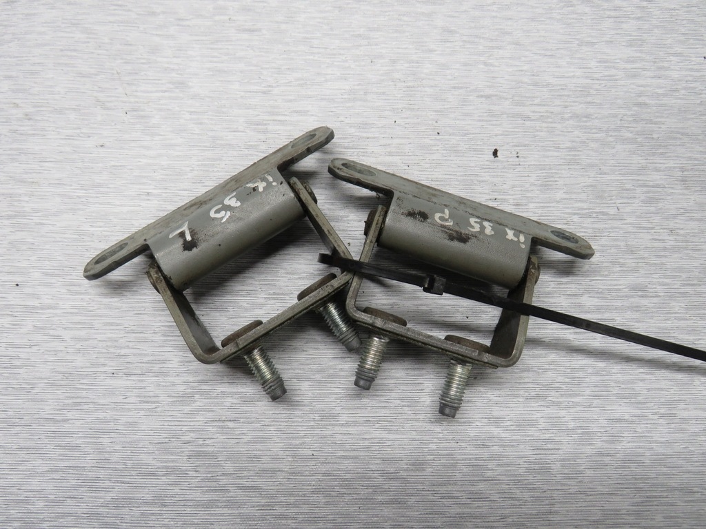 фото №1, Hyundai ix35 петля петлі кришки багажника