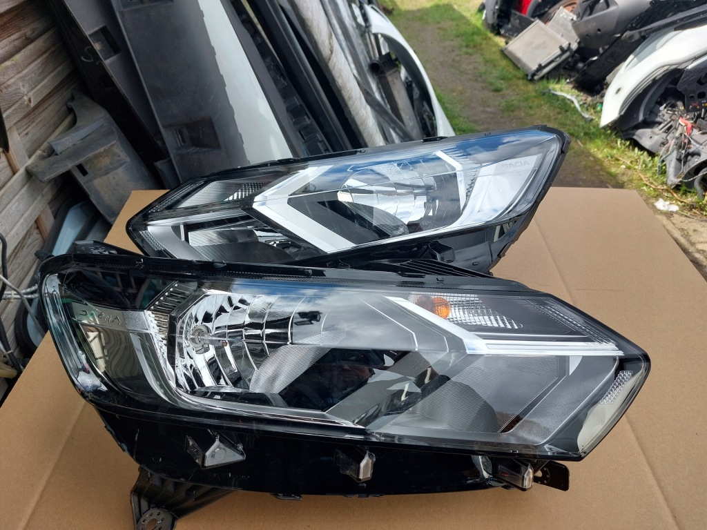 фото №1, Лампы комплект dacia logan 3 sandero iii 21- обычное