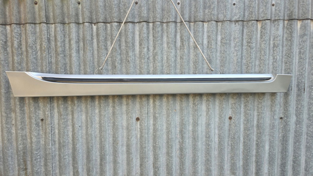 фото №1, Молдинг поріг права поріг opel ampera chevrolet volt електрик сріблястий