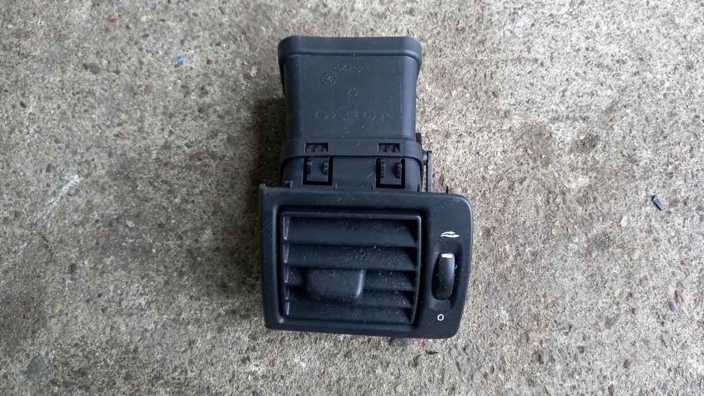 фото №1, Решітка обдув ліва volvo c30 08r