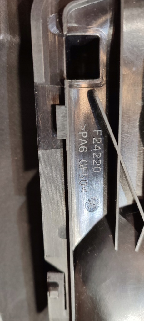 фото №7, Bmw 3 gt f34 роз'єм кришка заливної пального 7278394