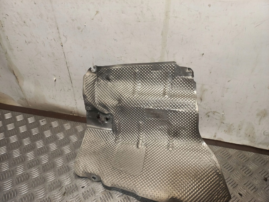 фото №5, Audi a6 s6 c7 4g 2012 защита тепловая трубы выпускной