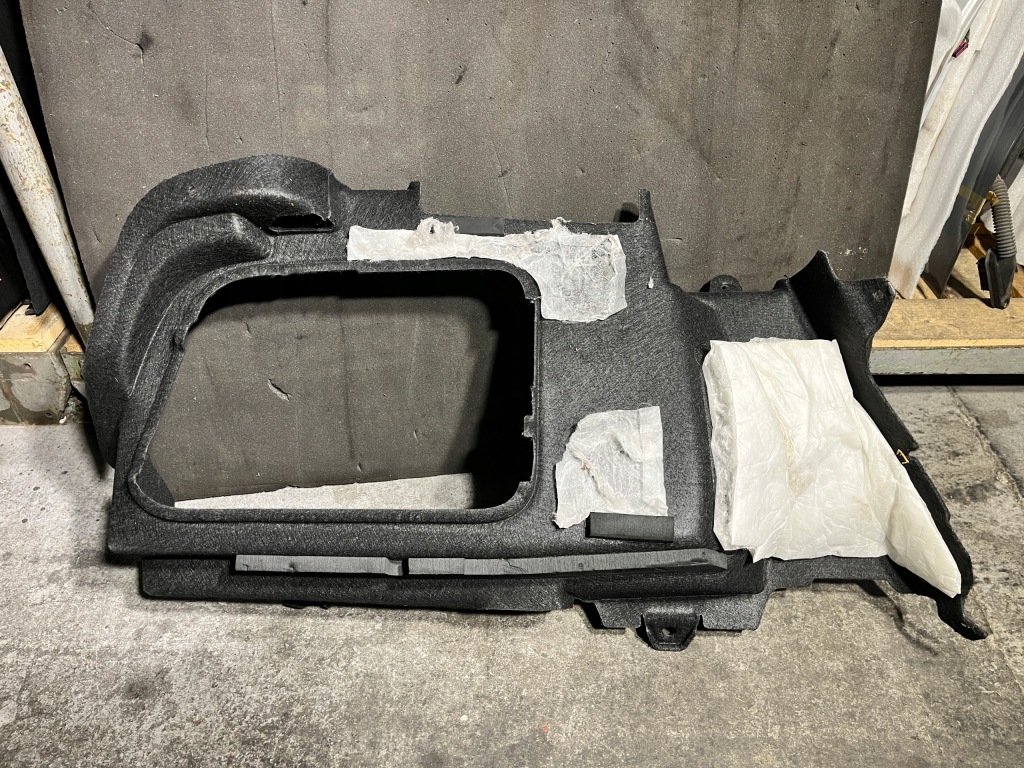 фото №2, 6 alfa romeo giulia обивка обшивка багажника правый