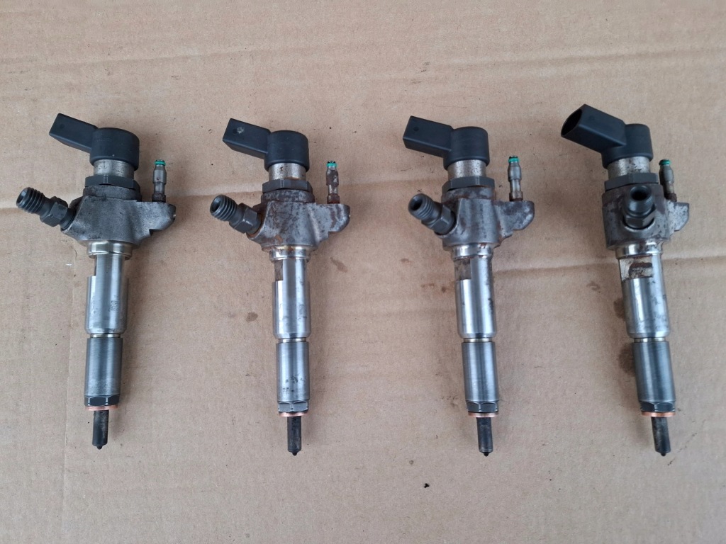 фото №1, Инжектор 1.6 e-hdi citroen ds3 ds4 ds5 9802448680