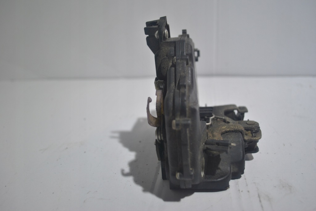 фото №4, Замок двері seat toledo ii правий перед 8 pin