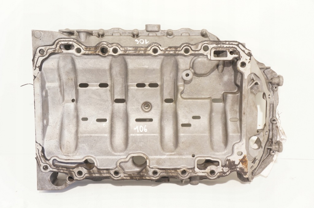 Поддон масляная vw golf audi a3 2.0 tfsi 06j103603af Киев