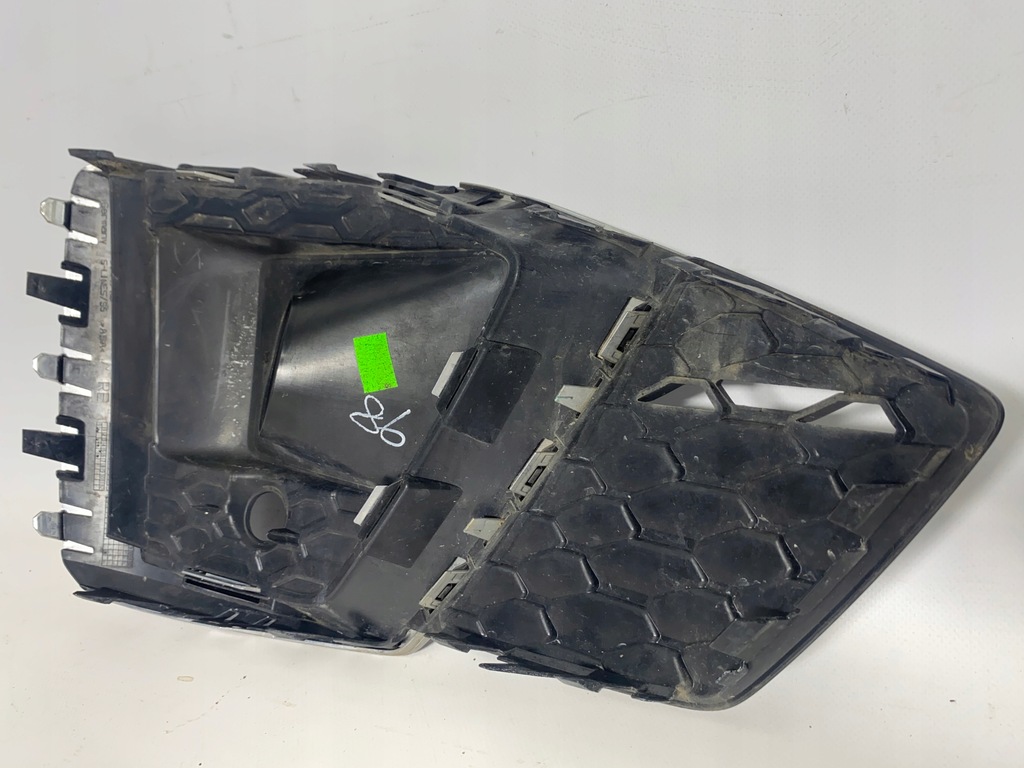 фото №10, A5 b9 s5 s-line решётка бампера правая 8w6807682t