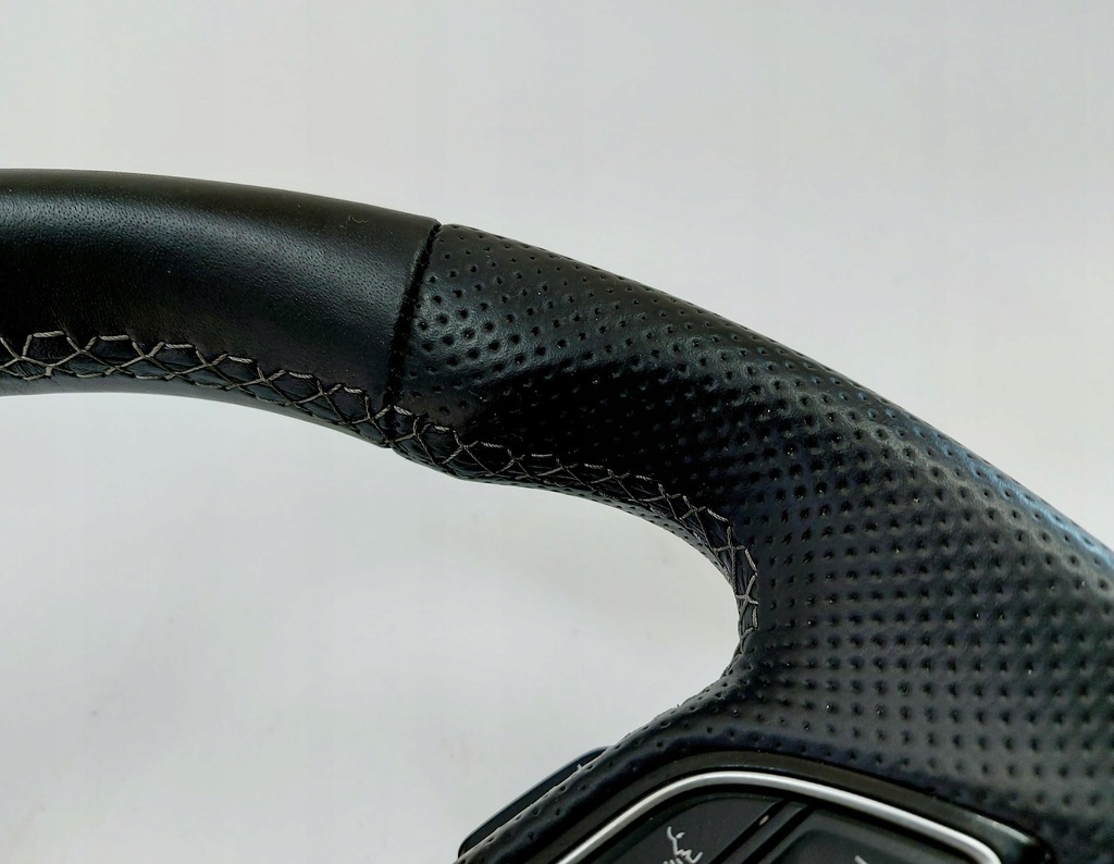 фото №7, Audi a3 8y 22r. воздуховод мультифункция кожа лепестки переключения ładna 82a419091ad