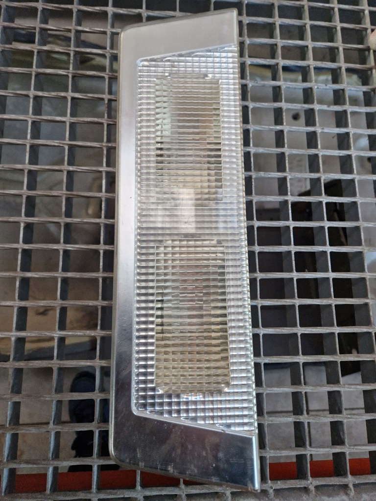 фото №1, Освітлення внутрішнє кабіни лампа кабіни renault range gama t