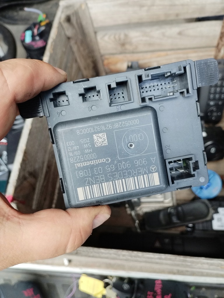 фото №2, Mercedes w906 lift sprinter модуль дверь правых