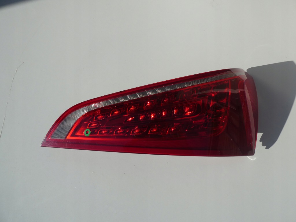 Купить Audi q5 фара правый задний  led 8r0945094a