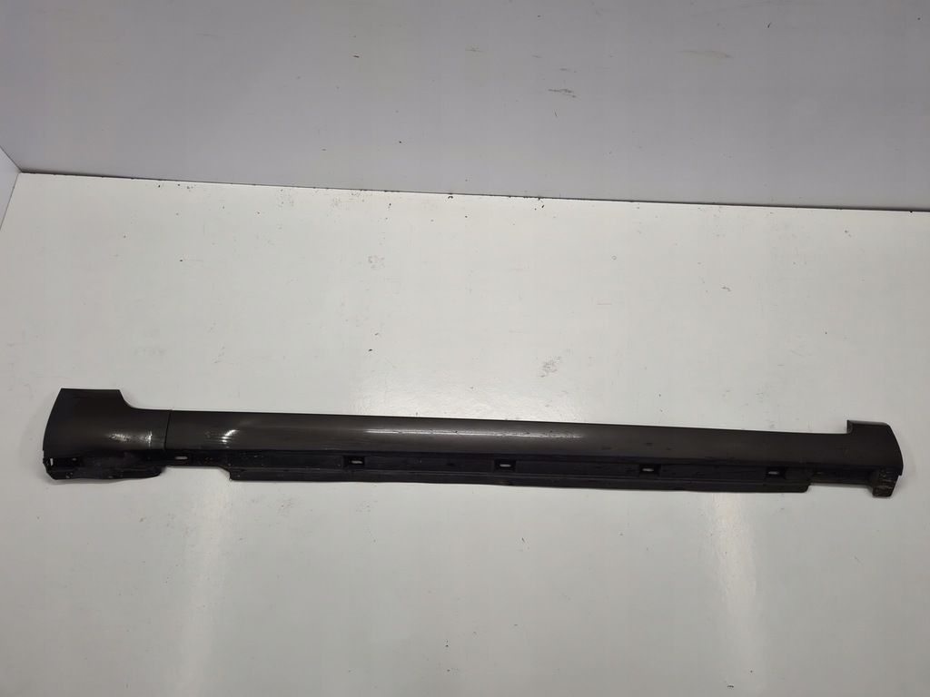 фото №1, Vw passat b7 kombi молдинг поріг права lb8r