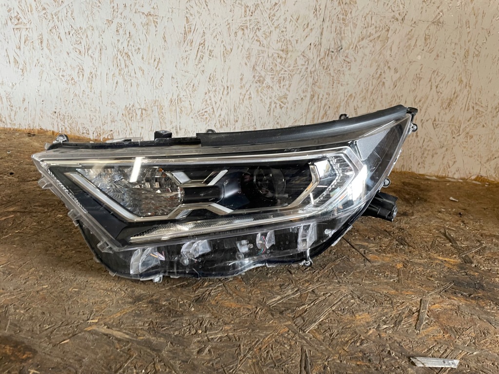 фото №1, Toyota rav4 v лампа передня ліва лівий перед 89907-42060