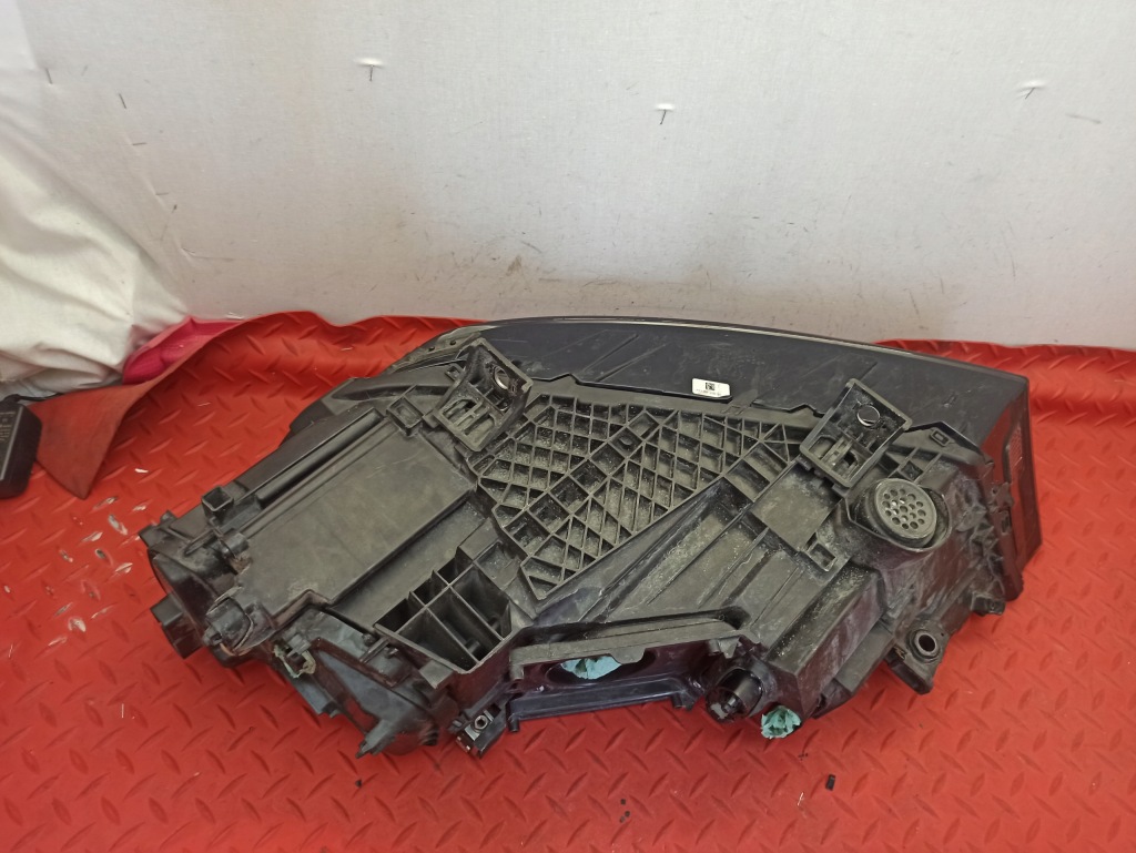 Audi q7 matrix led 4m 4m0 nie-klejona оригинал  хорошее состояние европа  гибрид фара правый Цена