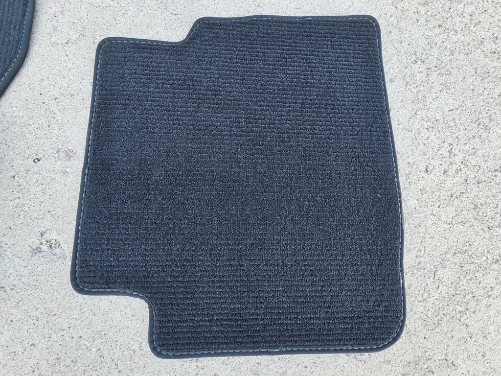 фото №8, Subaru crosstrek xv 22- коврики велюровые комплект j501sfn120 usa