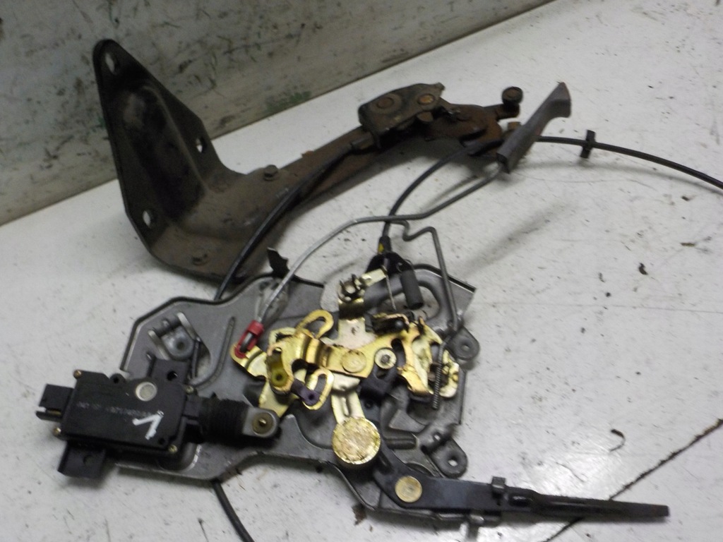 фото №1, Chrysler voyager замок дверь левый задняя