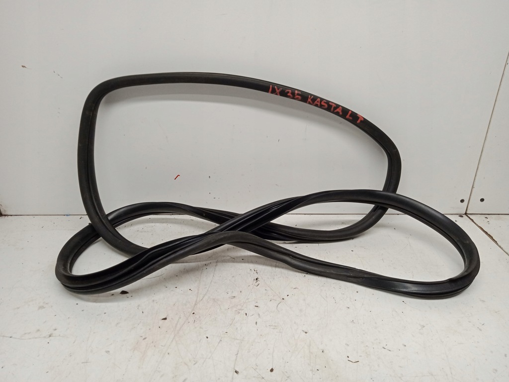 фото №1, Hyundai ix35 прокладка кузов левый правый задняя 2009-