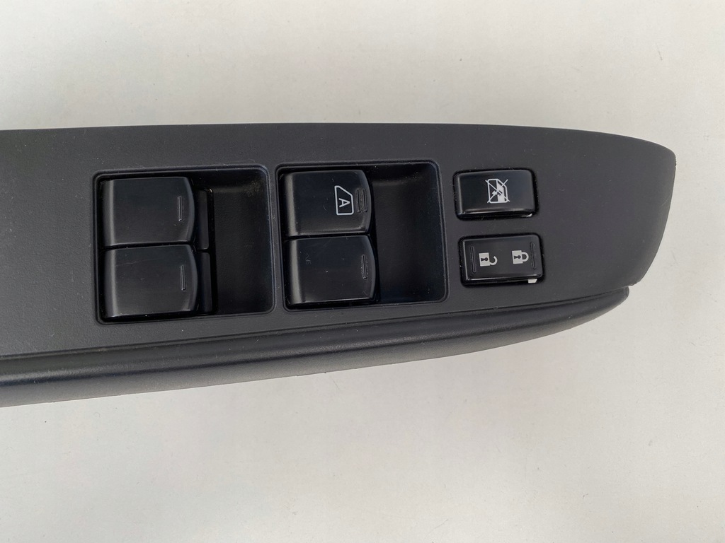 фото №5, Переключатель окон nissan note e12 левый перед правый перед