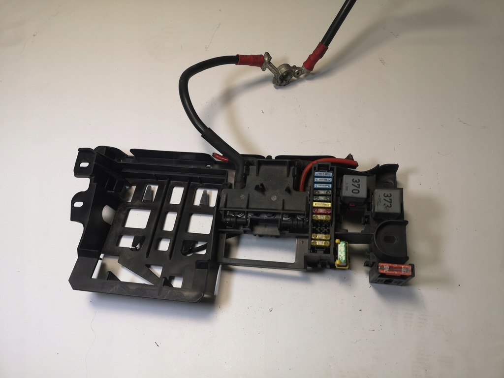 фото №1, A8 d3 коробка запобіжників 4e0971845