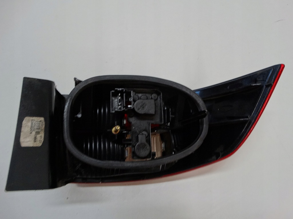 фото №6, Лампа задня правий задня renault laguna ii 8200002474