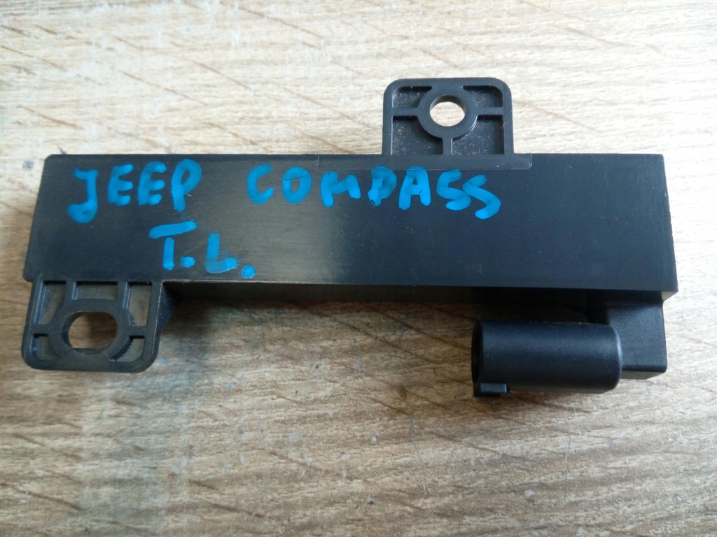 фото №1, Усилитель антенны jeep compass ii задняя oryg.