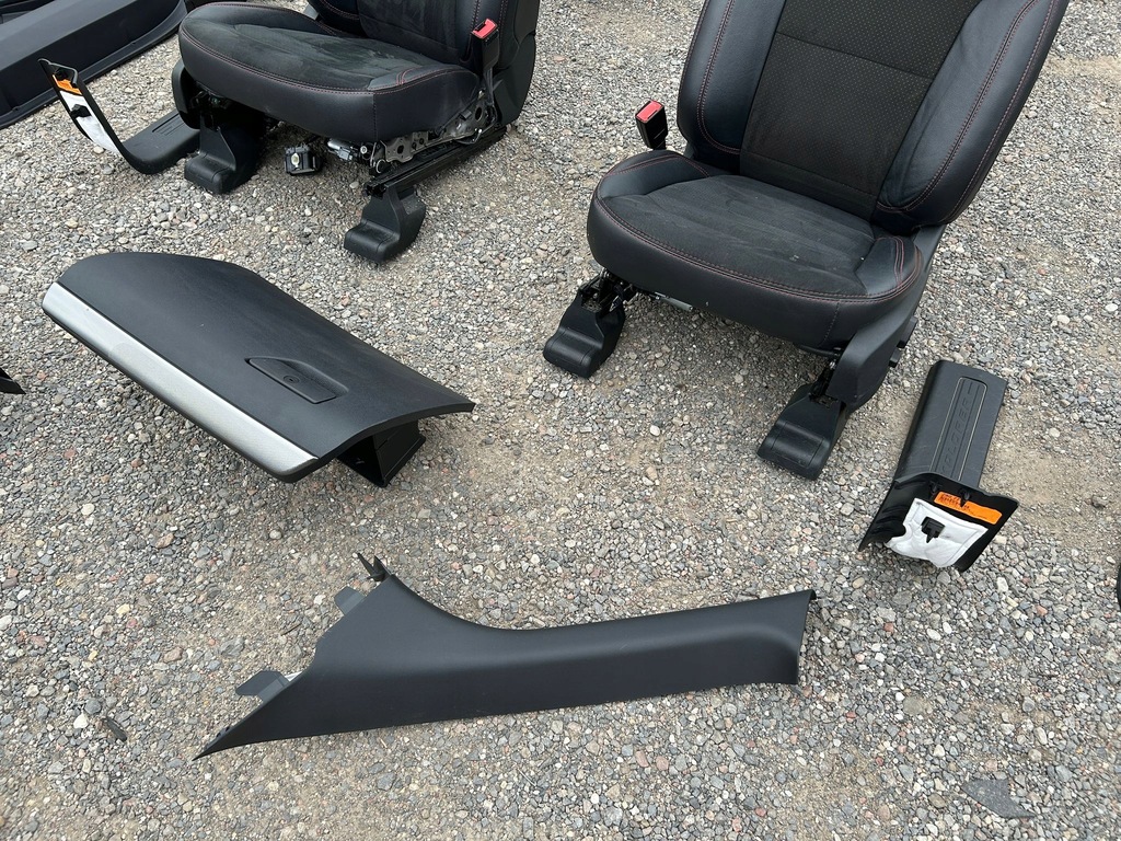 фото №13, Сиденья заднее сиденье обшивки стойки салон кожа комплект ford explorer v 2016-19