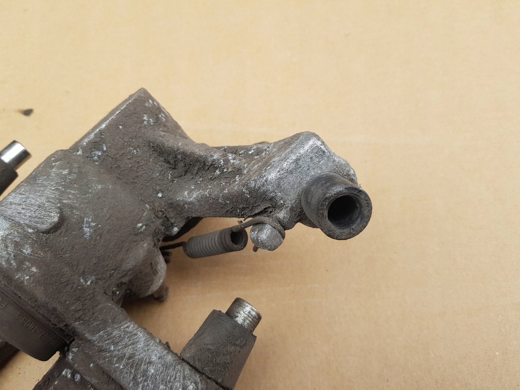 фото №10, Суппорт тормозной левый задняя / opel vectra c signum / проверенный - оригинал