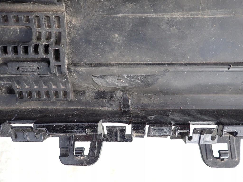 фото №12, Audi a4 b9 8w sedan 15-19 бампер задня задній pdc