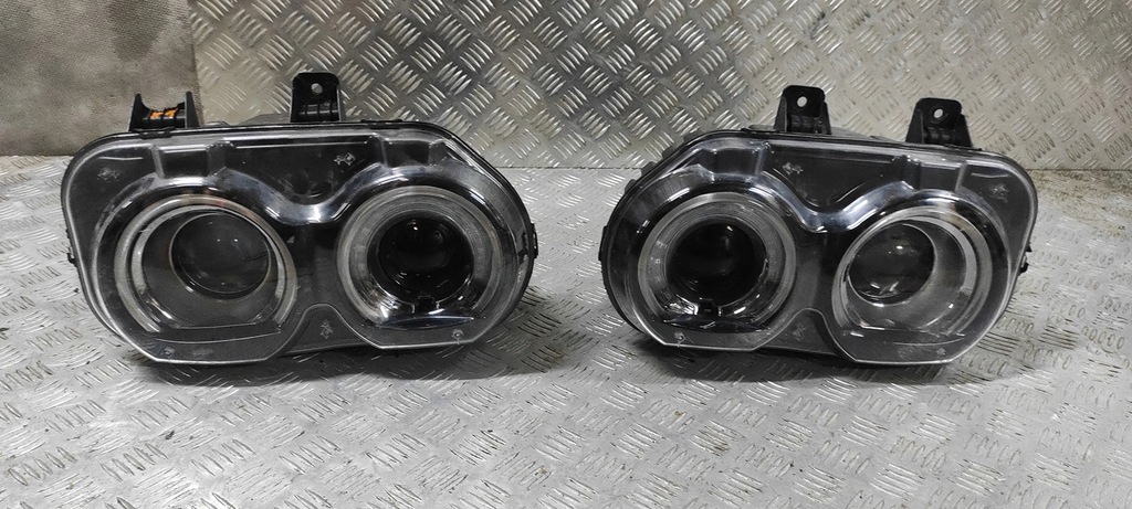 фото №1, Dodge challenger 2016 лампа передня фара led