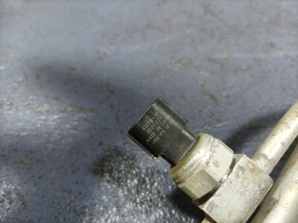 фото №5, Hyundai i30 i lift 1.4 b 109 km провода шланги кондиционера