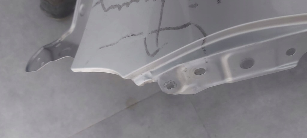 фото №7, Toyota corolla крыло правый перед