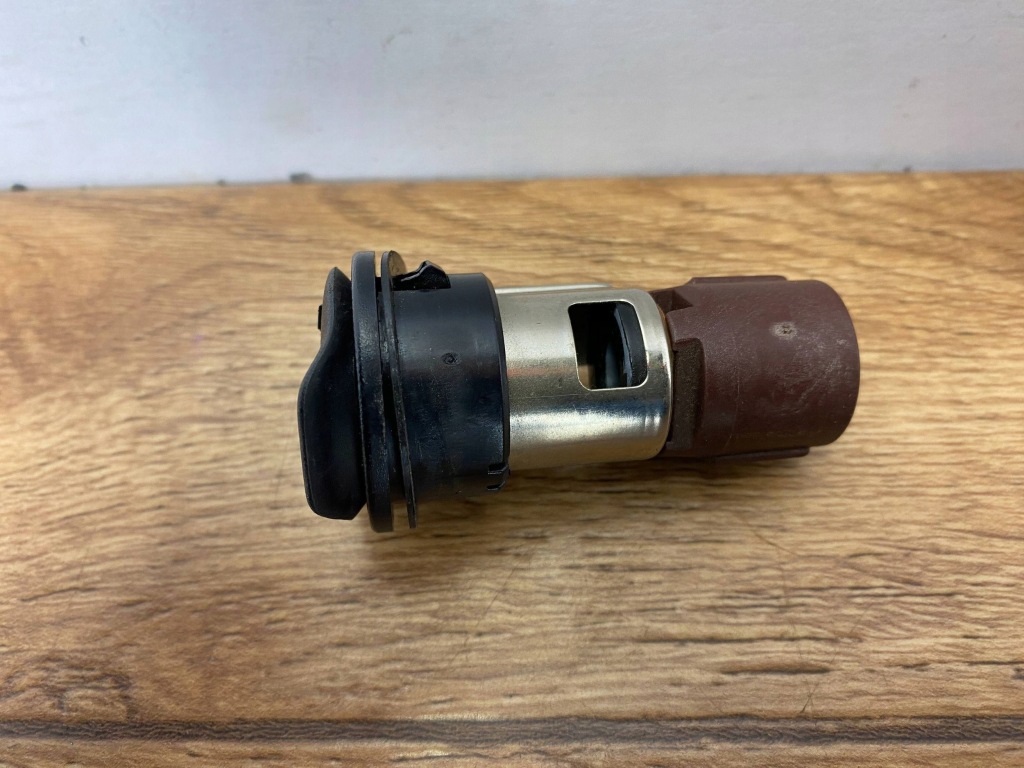 Разъём прикуривателя chevrolet corvette c6 2005+ в Украине