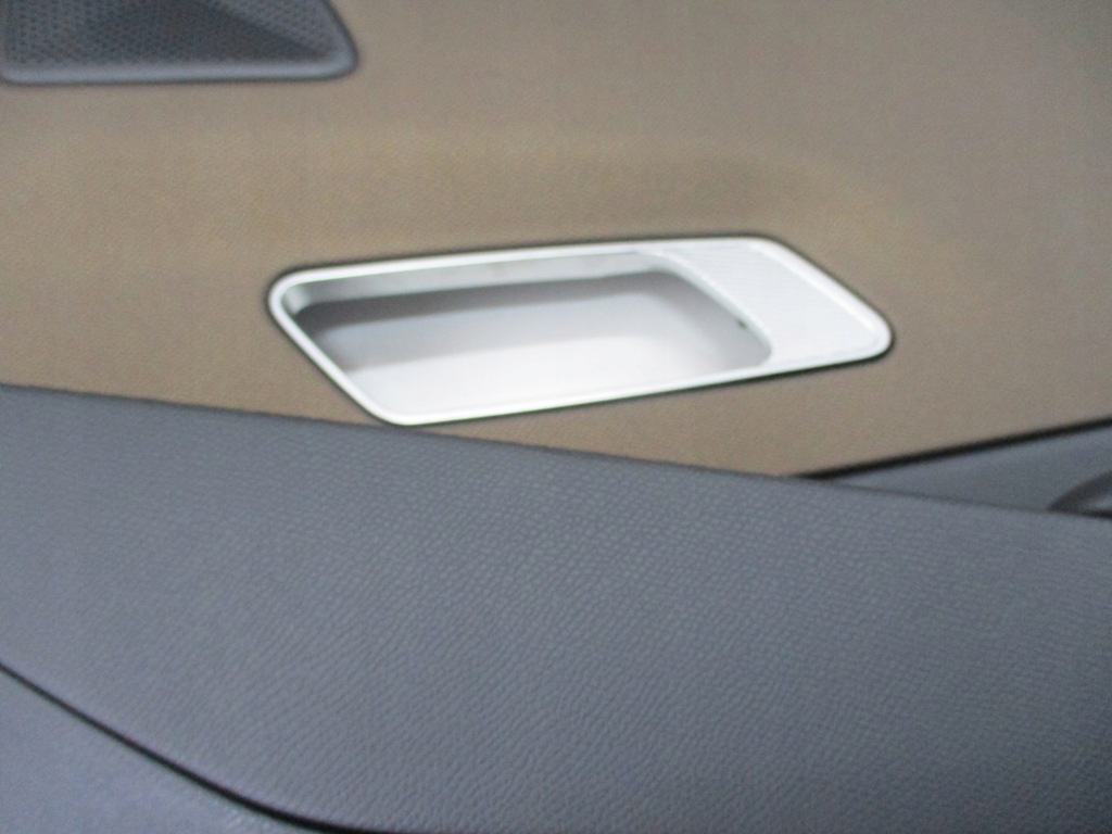 фото №6, Оббивка двері citroen ds7 19r задня