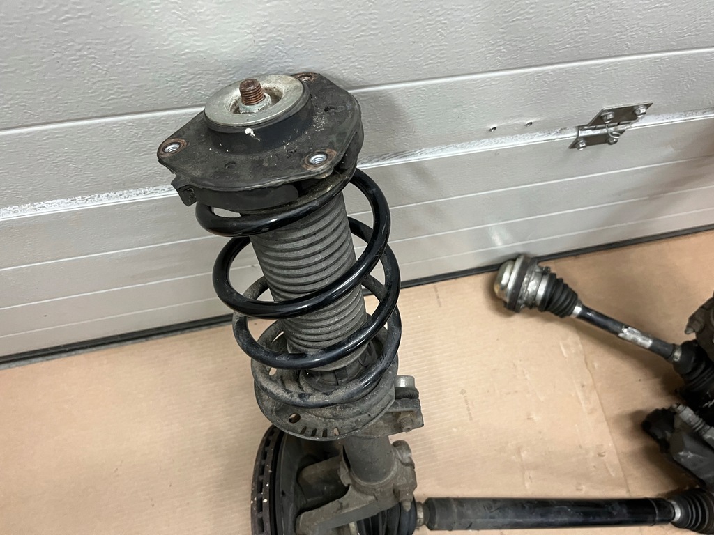 фото №9, Амортизатор vw caddy 2k5 поворотный кулак приводной вал рычаг правый правая поворотный кулак