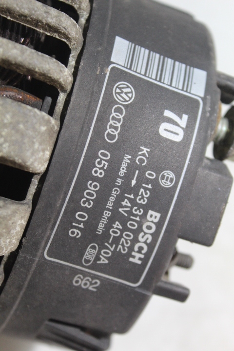 Audi оригинальный номер 037906461b расходомер массовый воздуха Оригинал