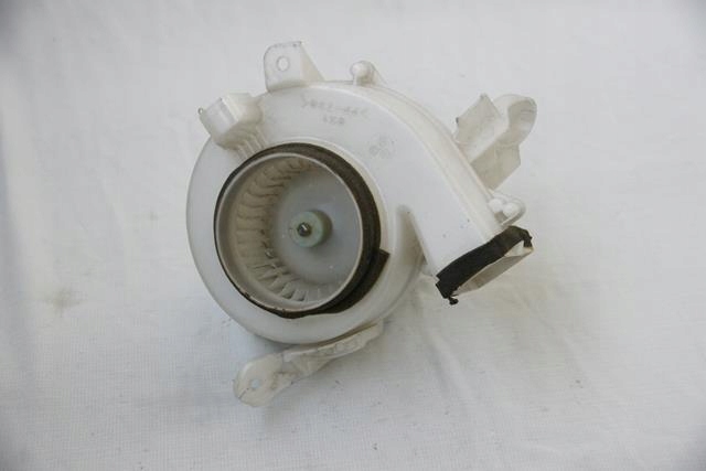 фото №1, Воздуходувка вентилятор toyota prius ii 2 87130-47070