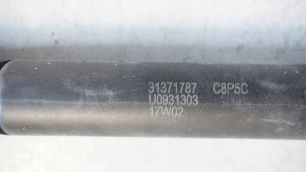 фото №3, Volvo оригинальный номер 31371787 электрический привод крышки багажника