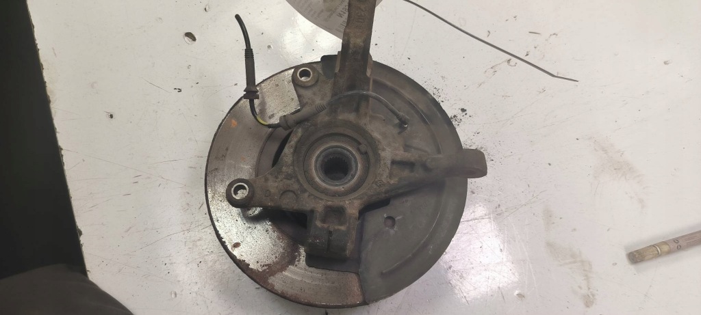 фото №2, Поворотный кулак правая перед dacia lodgy