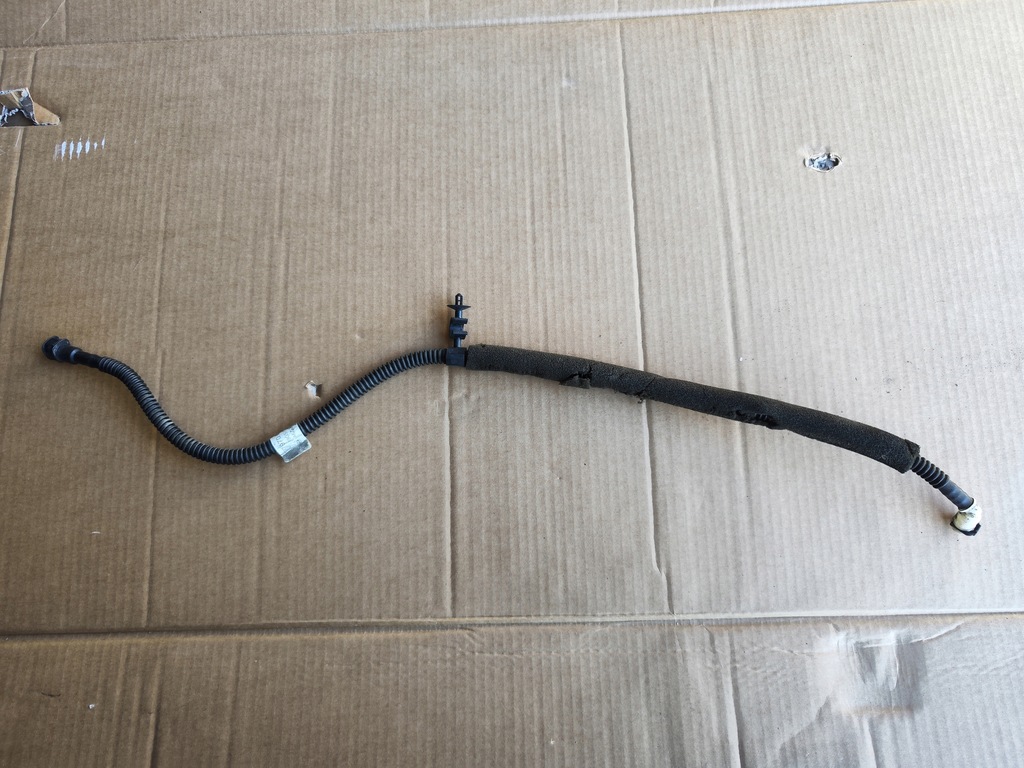 фото №1, Шланг вентиляційний лампи porsche panamera 970