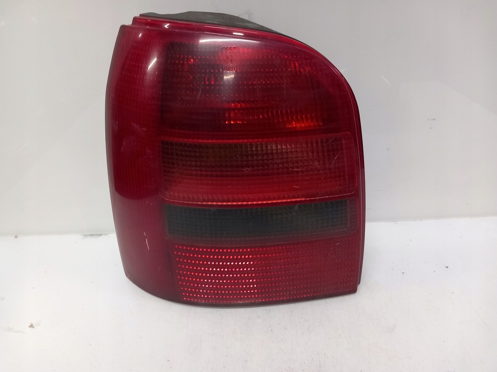 фото №1, Лампа левая задняя audi a4