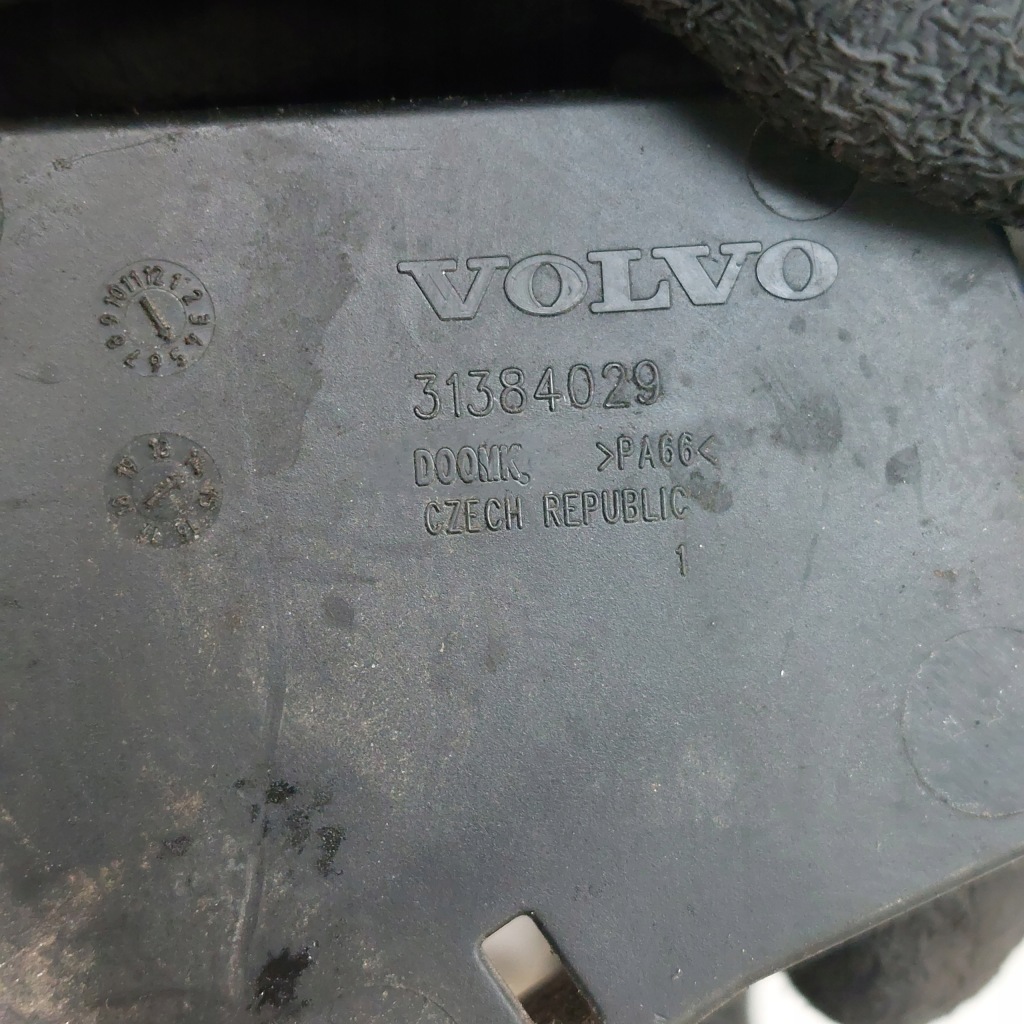 Volvo v40 2 d4 2,0d v42 провода клемма аккумулятор 31409547 e03632100 Недорого