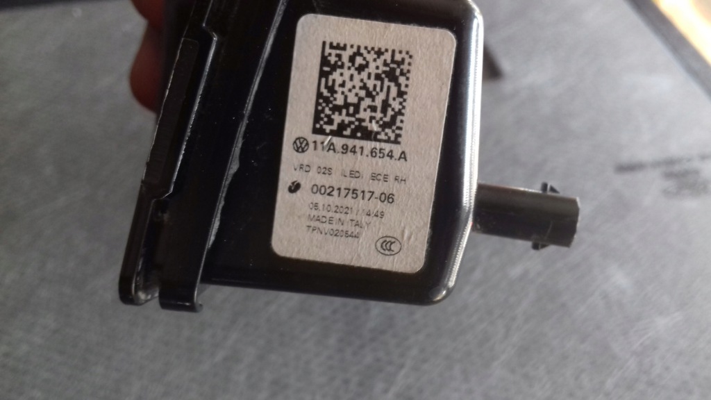 фото №6, Лампа led drl правый перед vw id.4 11a941654a