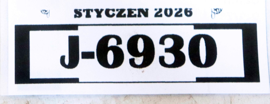 Лампа протитуманна ліва range rover velar j8a2-15k273-ae j-6930 Ціна