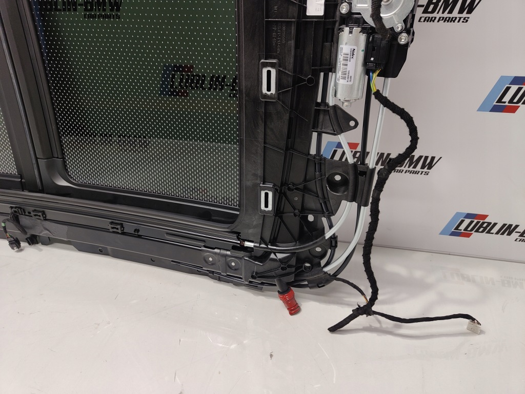 фото №13, Люк скляний панорама sky lounge bmw g06 f96