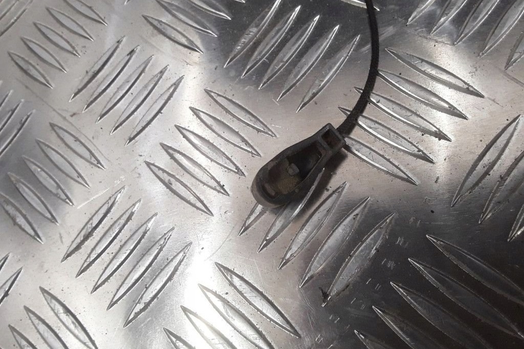 фото №7, Шторка багажника mazda 6 хэтчбек gg gj6j68310g 2.0l дизель 89kw 2002